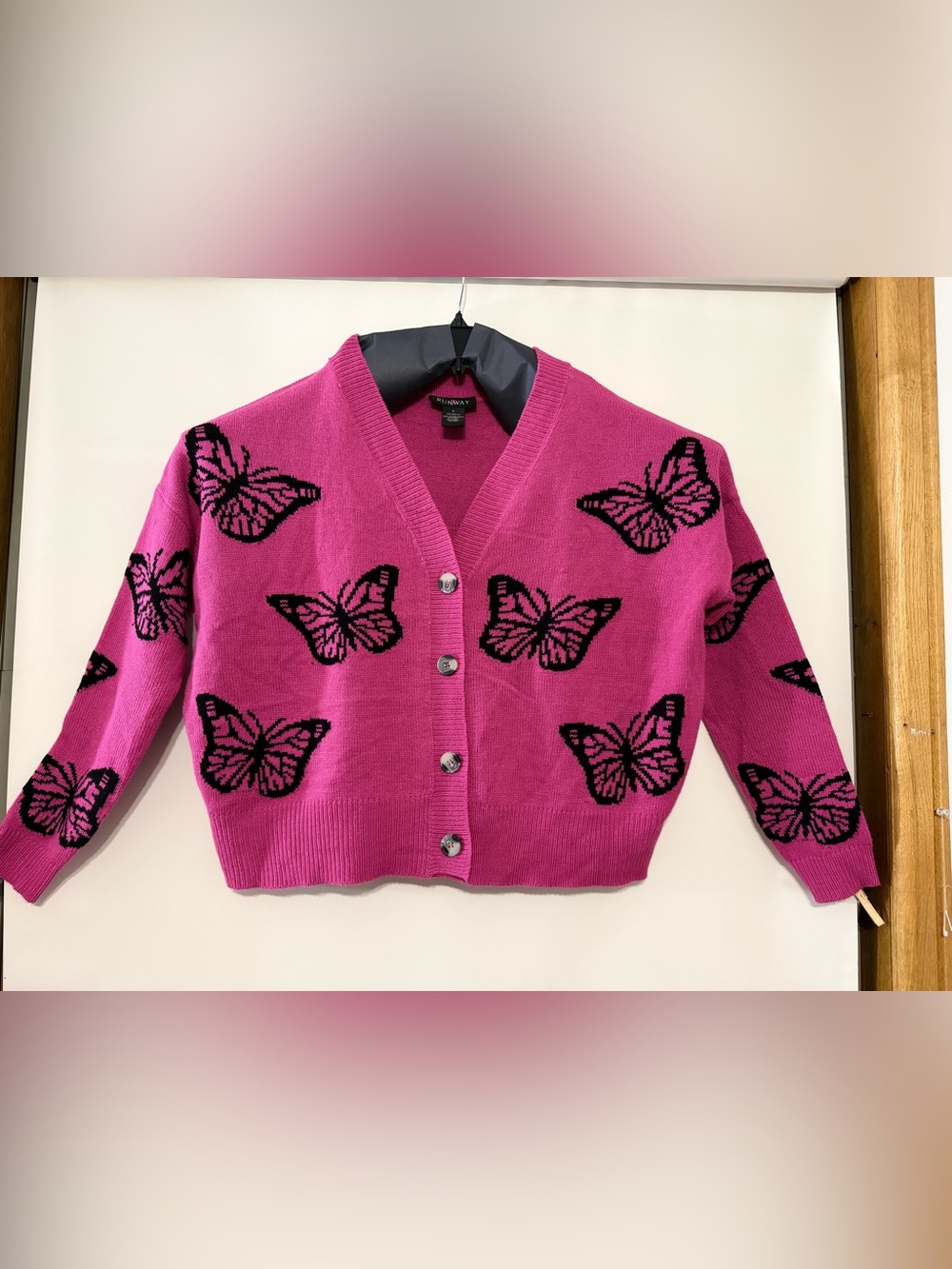 RUNWAY Pink Butterfly Button-Front Cardigan Sweater - Large
